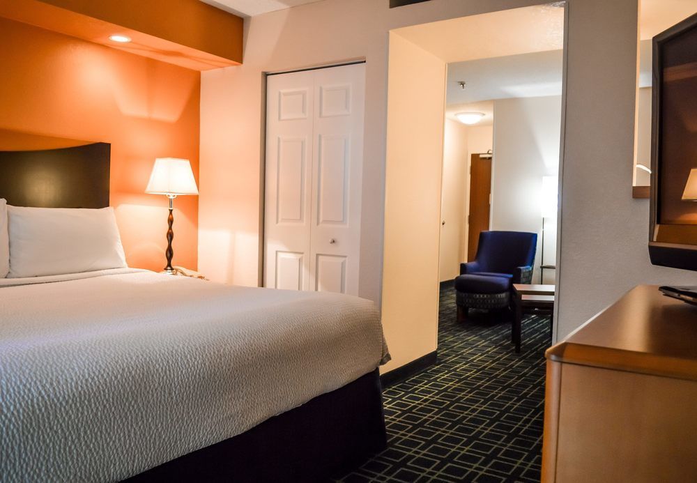 Fairfield Inn & Suites Fredericksburg Extérieur photo